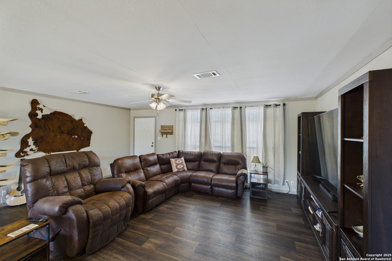 15.58 acres in Guadalupe County gallery image 2