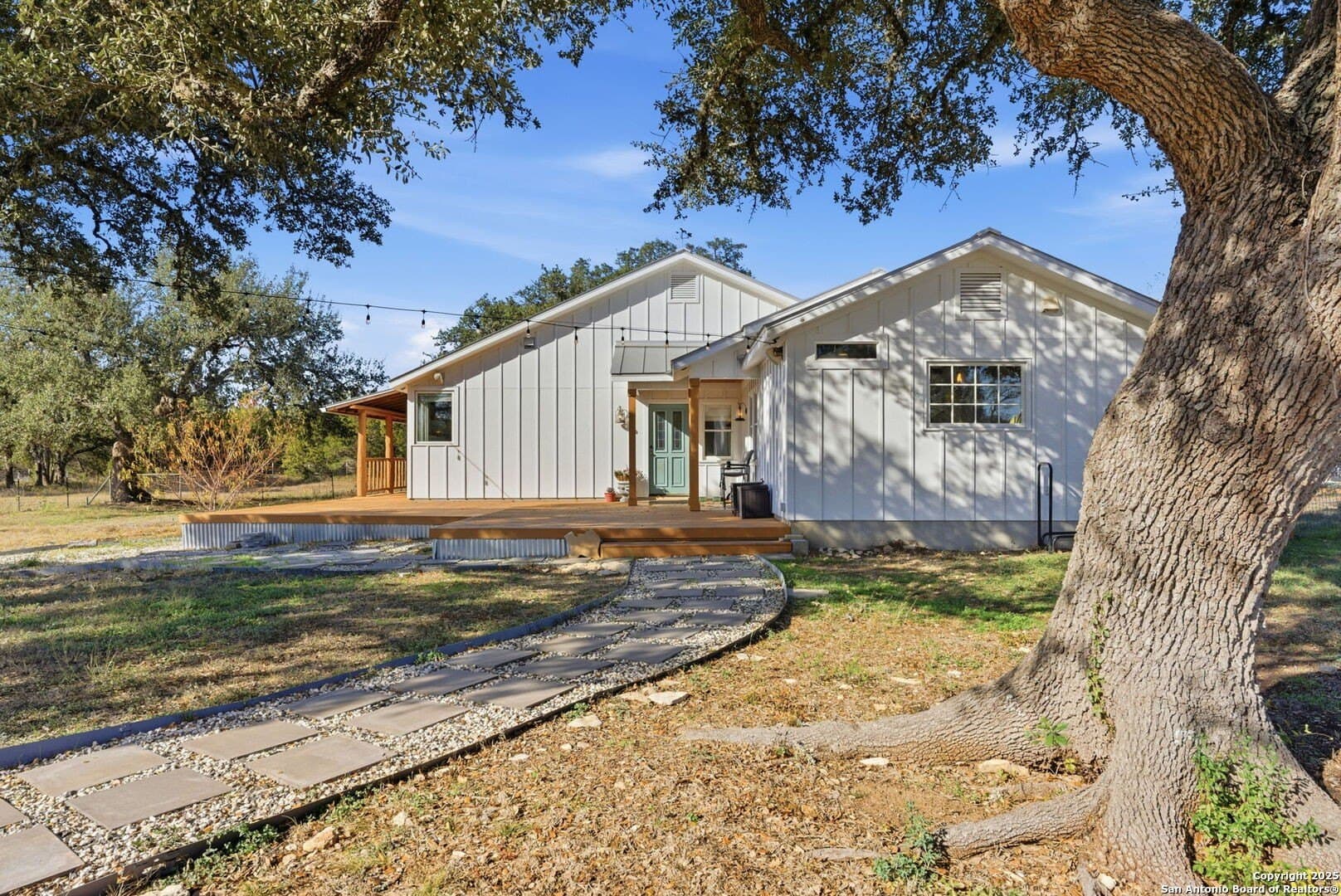 11.74 acres in Comal County gallery image 3