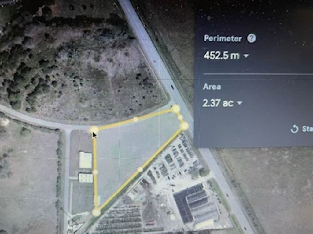 2.1 acres in Fort Bend County - photo 2