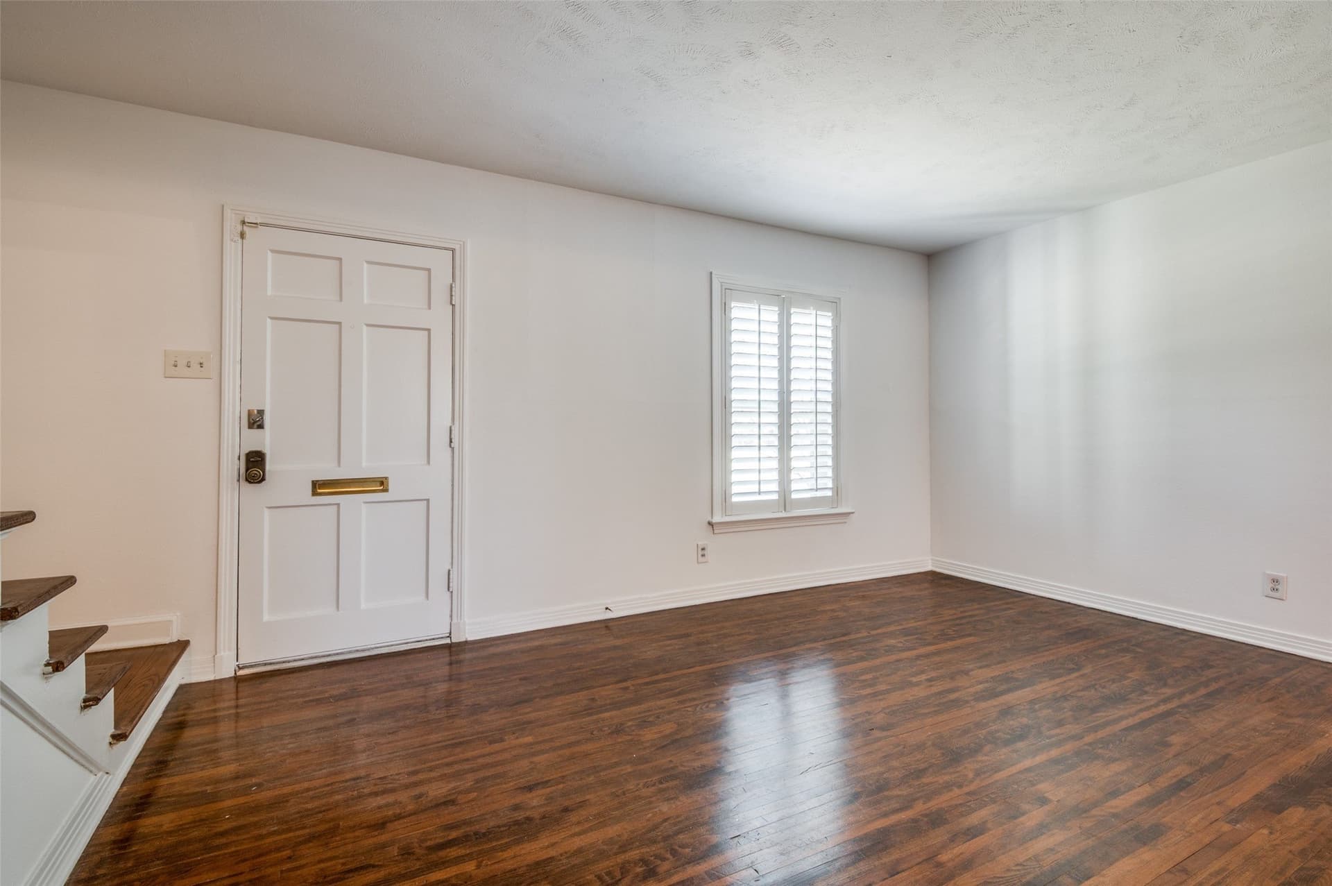 14.92 acres in Dallas County gallery image 4