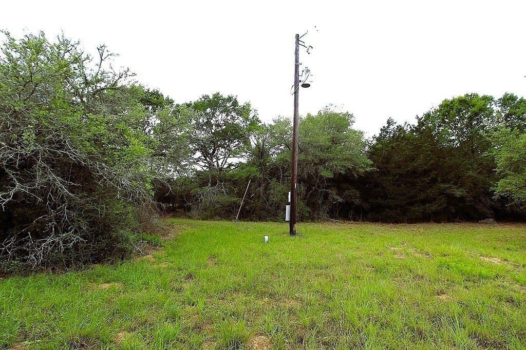 22.86 acres in Colorado County - photo 7
