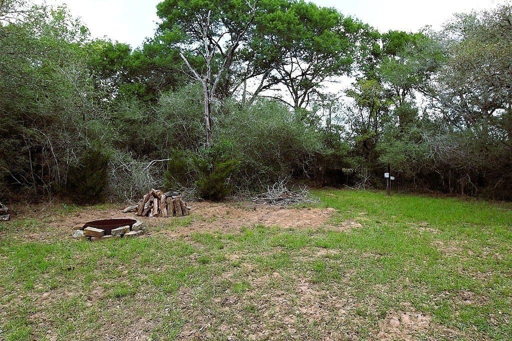 22.86 acres in Colorado County - photo 20