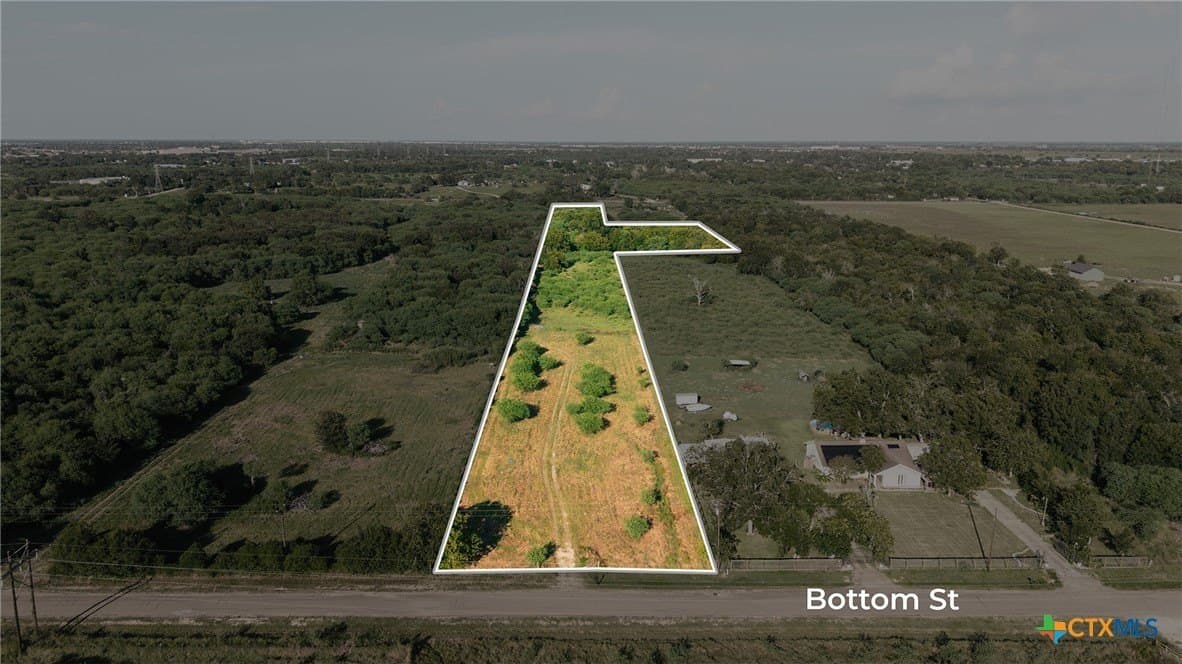 7.34 acres in Victoria County