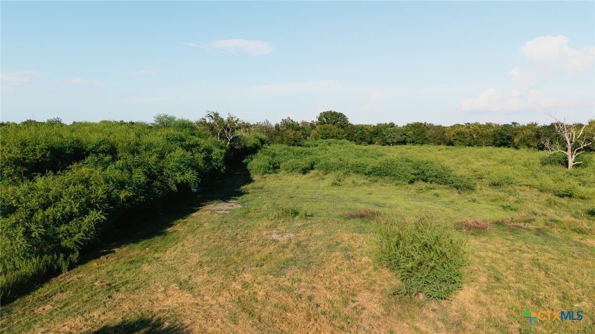 7.34 acres in Victoria County gallery image 4