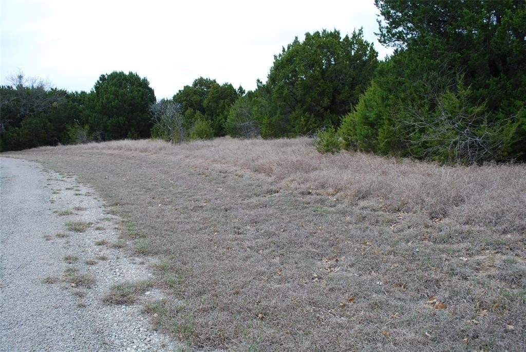 0.32 acres in Hill County gallery image 4