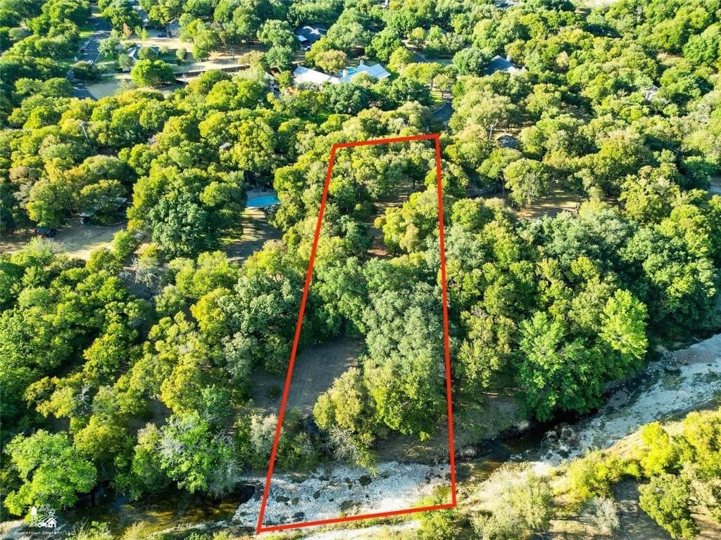 1.38 acres in McLennan County