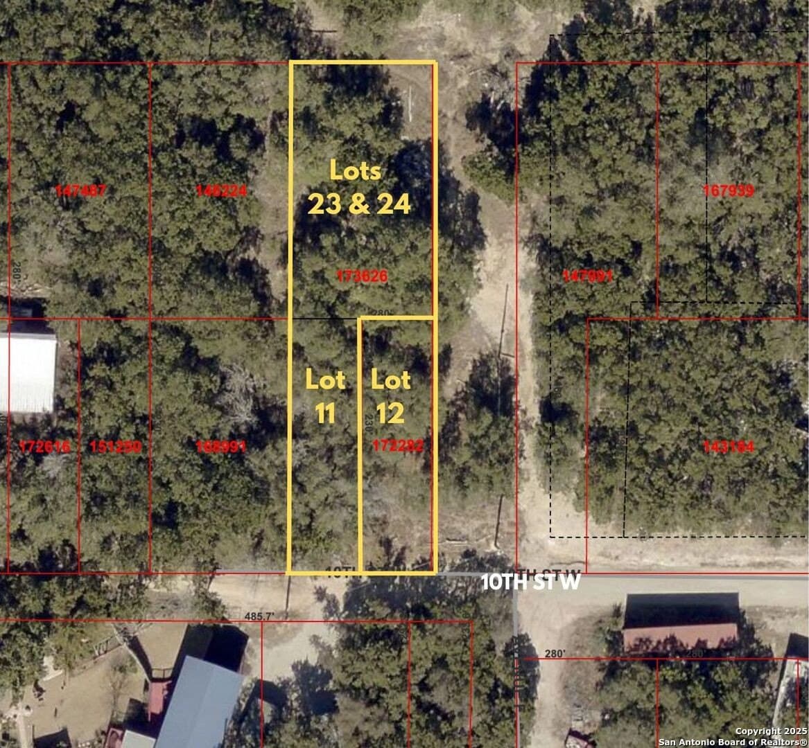 0.2 acres in Bandera County gallery image 3