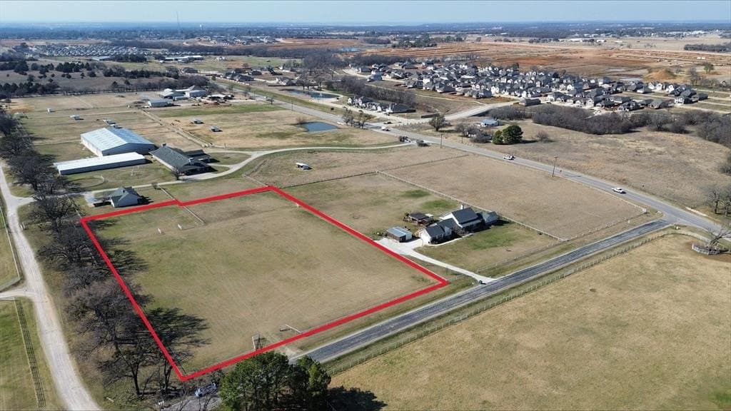 2.44 acres in Denton County gallery image 3