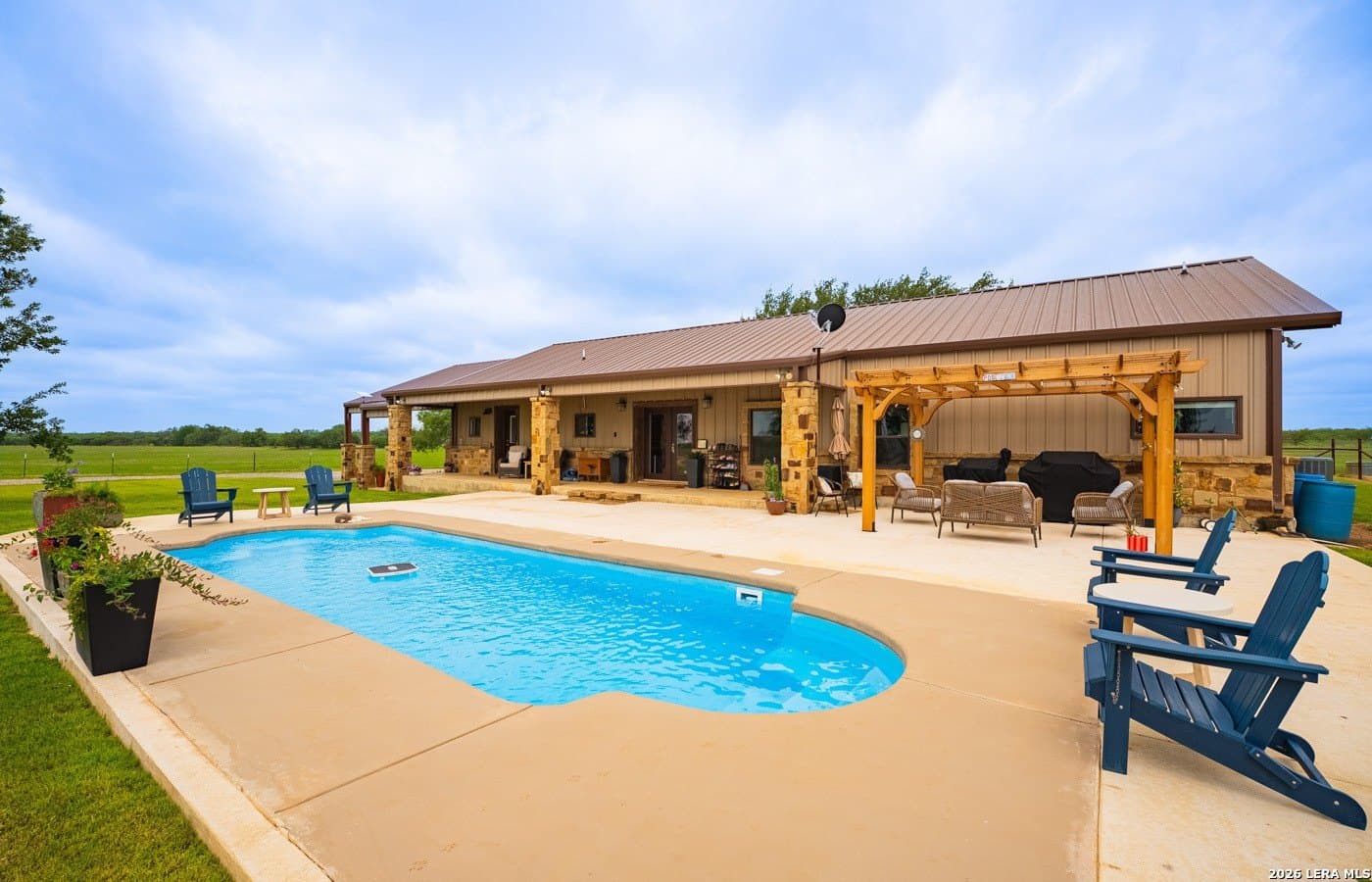 18 acres in Frio County - photo 4