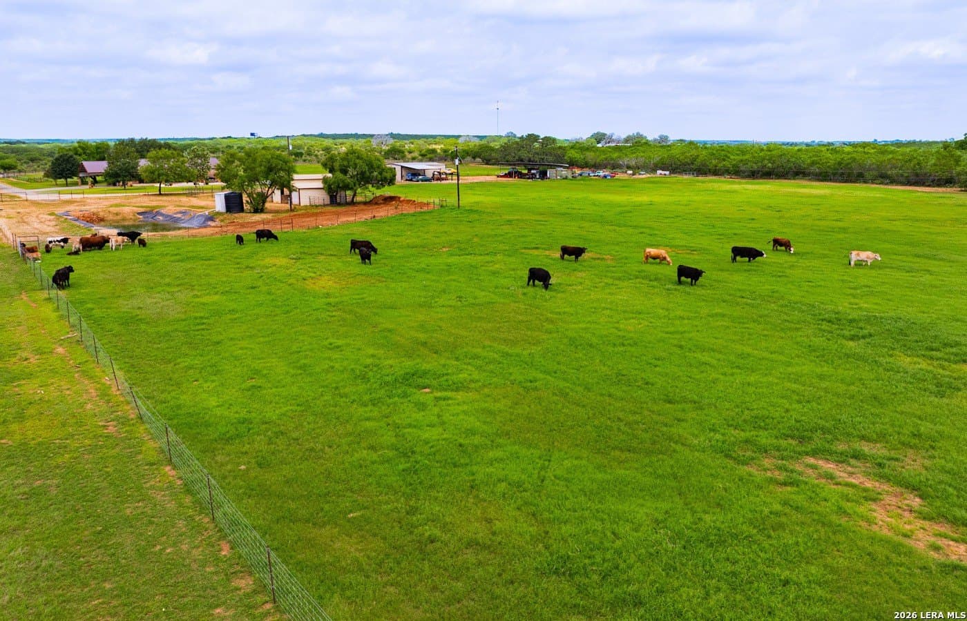 18 acres in Frio County