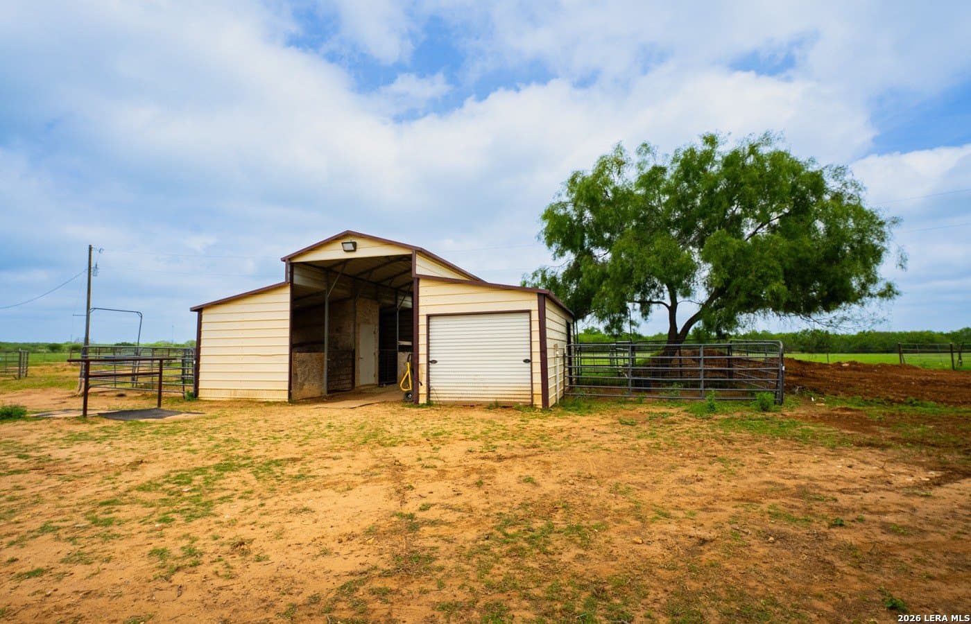 18 acres in Frio County - photo 9