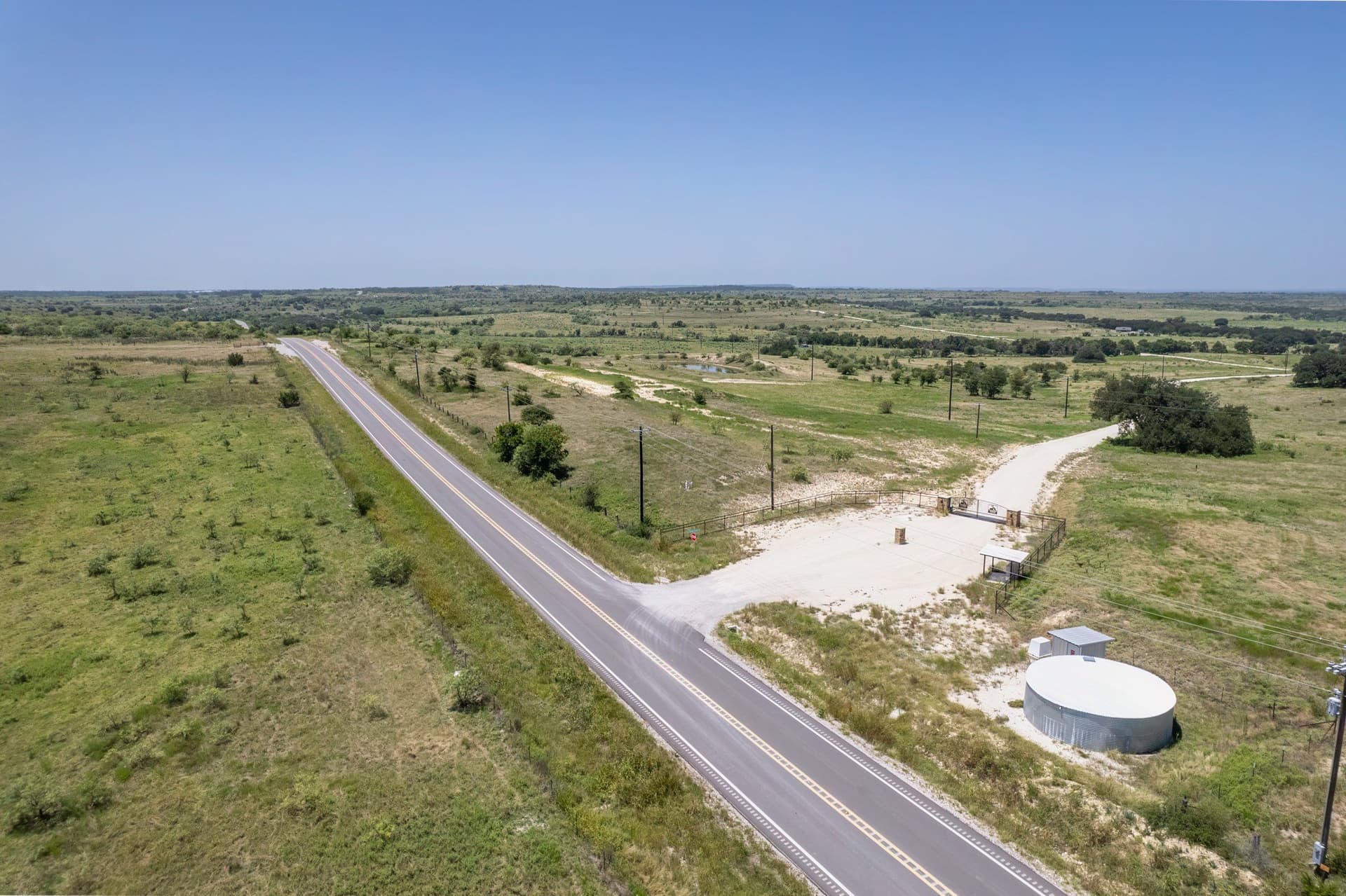10.01 acres in Comanche County gallery image 2