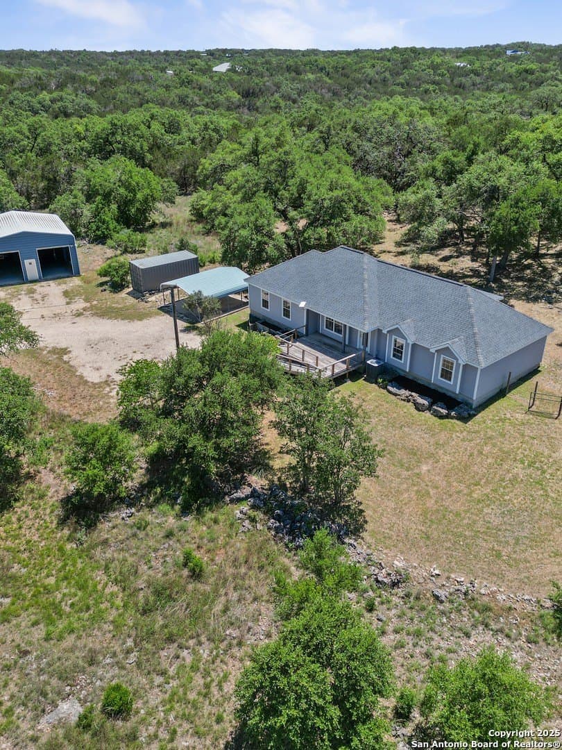 11.13 acres in Hays County gallery image 4