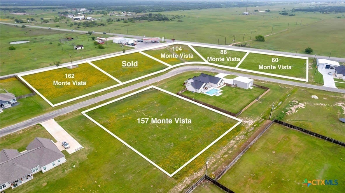 1.09 acres in Victoria County - photo 2
