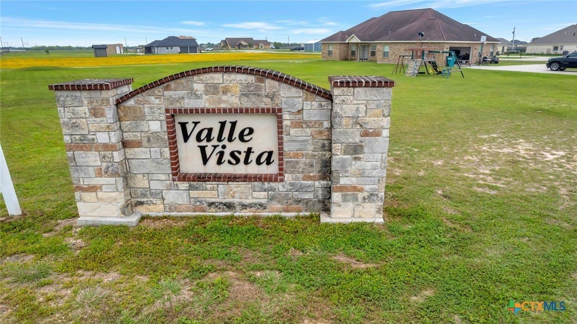 1.09 acres in Victoria County