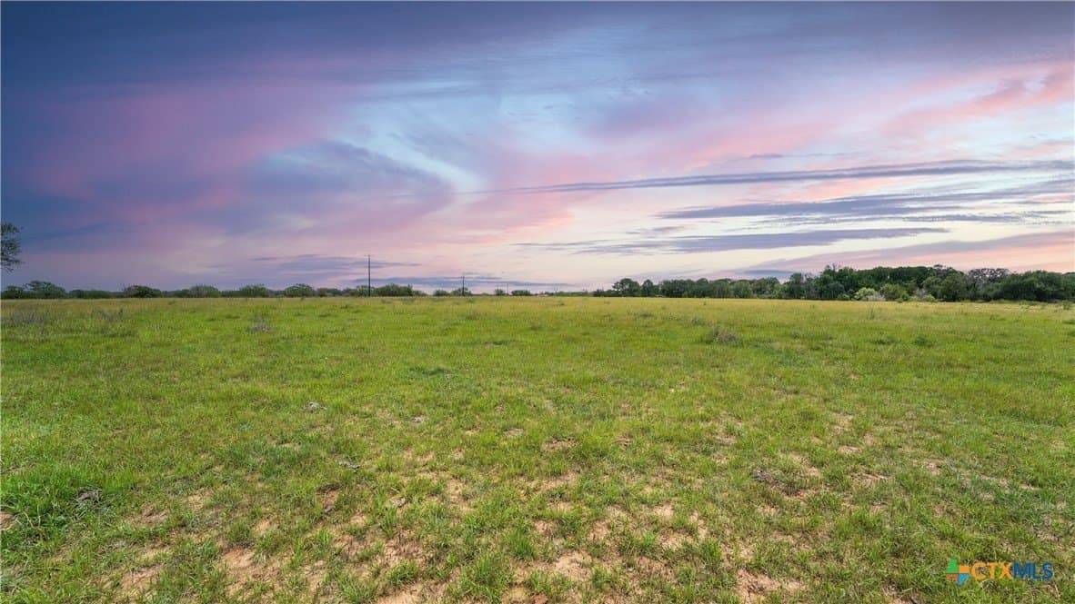 17.97 acres in Lavaca County gallery image 3