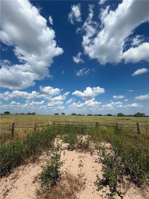 10 acres in Brooks County