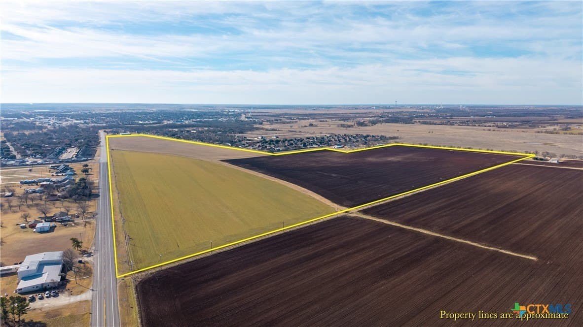 112.88 acres in McLennan County - photo 8