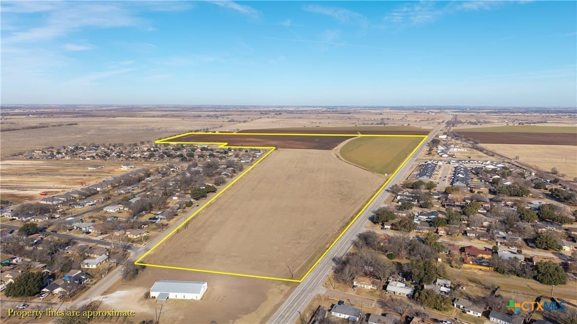 112.88 acres in McLennan County - photo 2