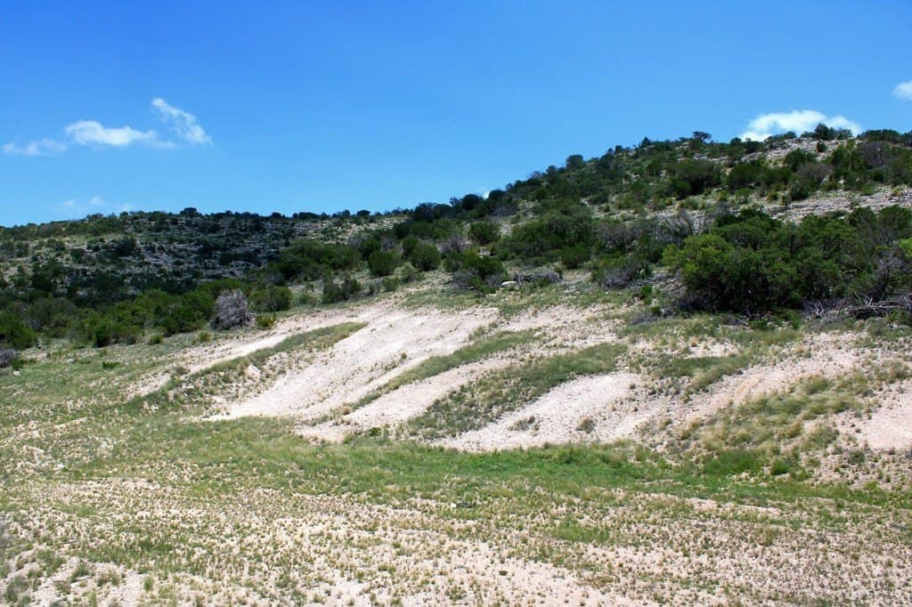 140.34 acres in Val Verde County - photo 6