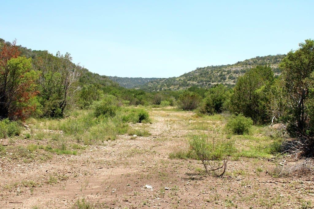 140.34 acres in Val Verde County - photo 32