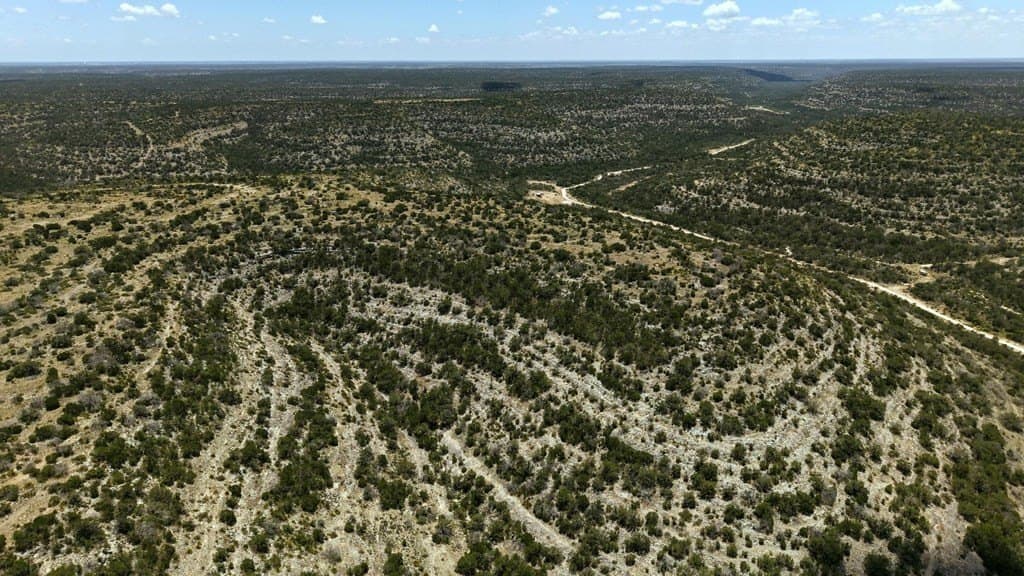 140.34 acres in Val Verde County - photo 36