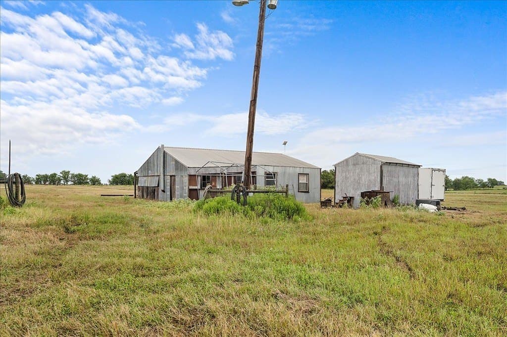 11 acres in Lee County gallery image 3