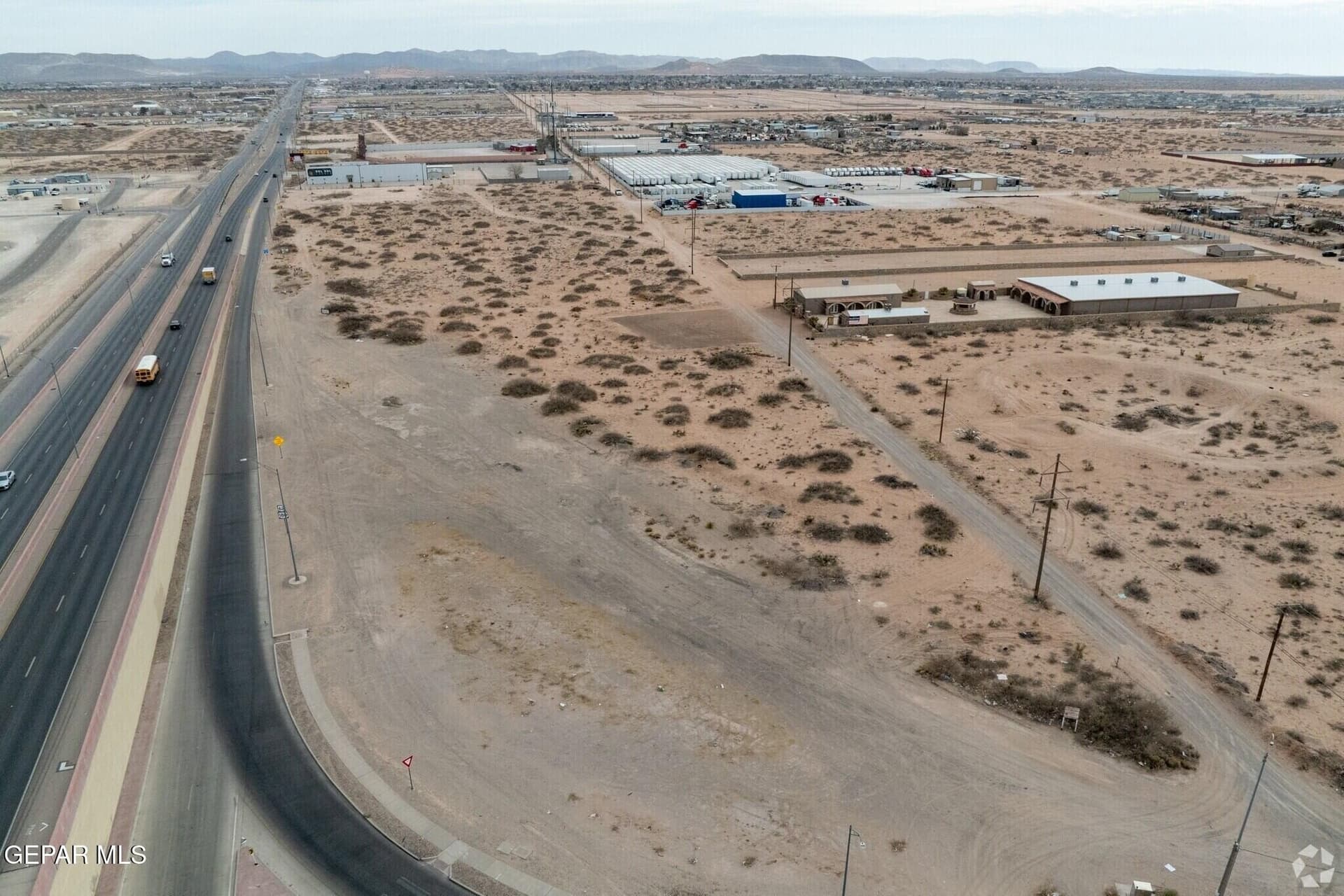 9 acres in El Paso County gallery image 4
