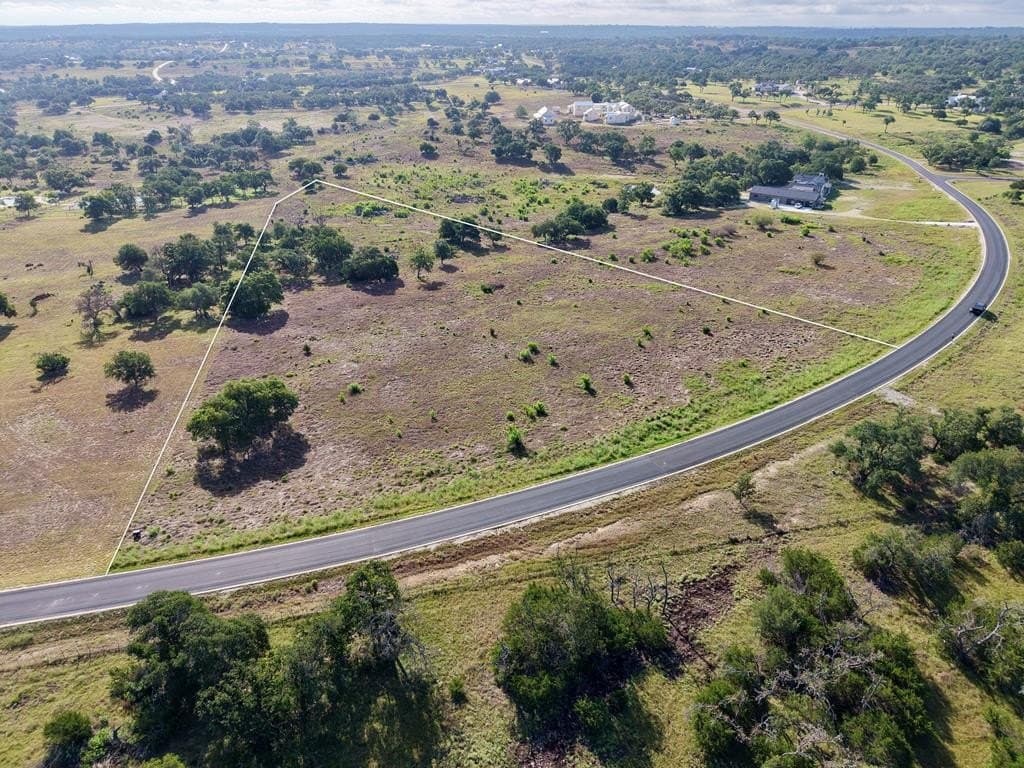 5.08 acres in Kerr County