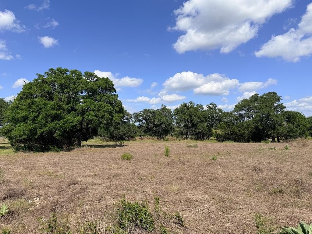 5.08 acres in Kerr County gallery image 2
