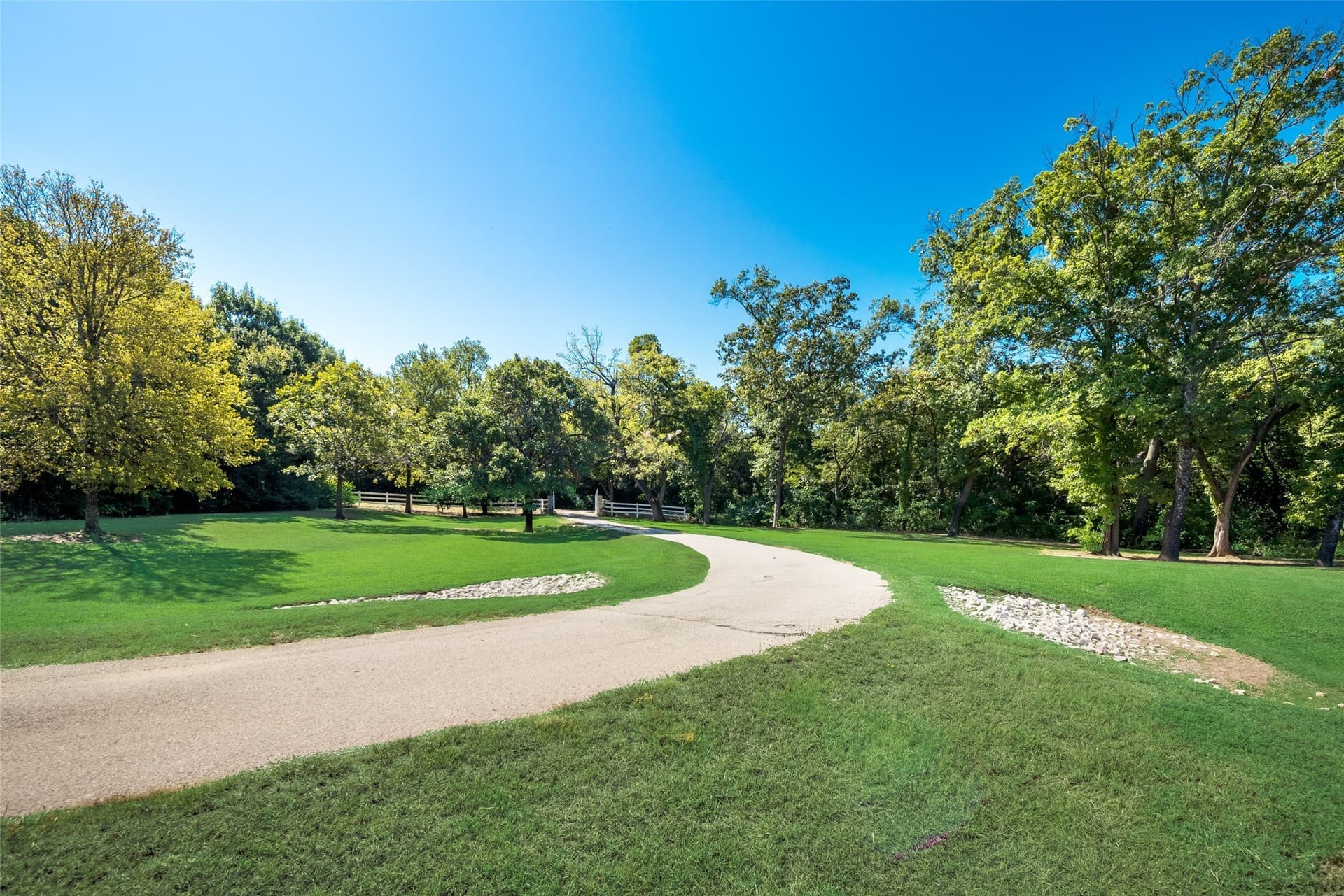 17.87 acres in Tarrant County - photo 29