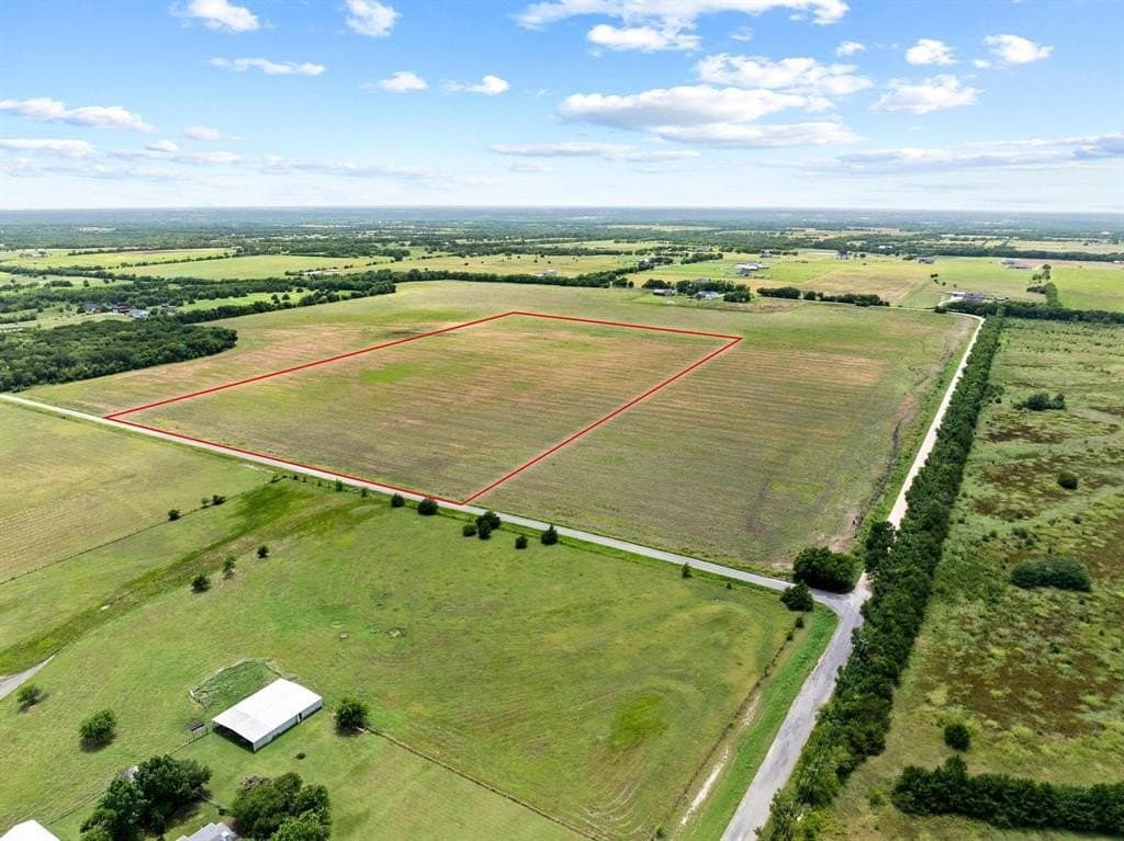 26.1 acres in Grayson County gallery image 3