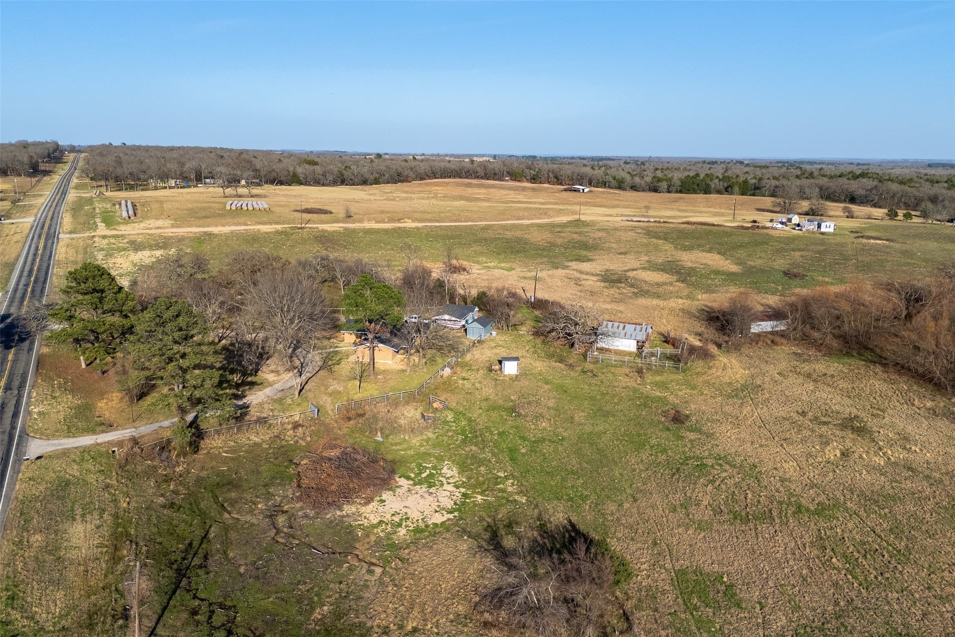 76.34 acres in Henderson County - photo 2