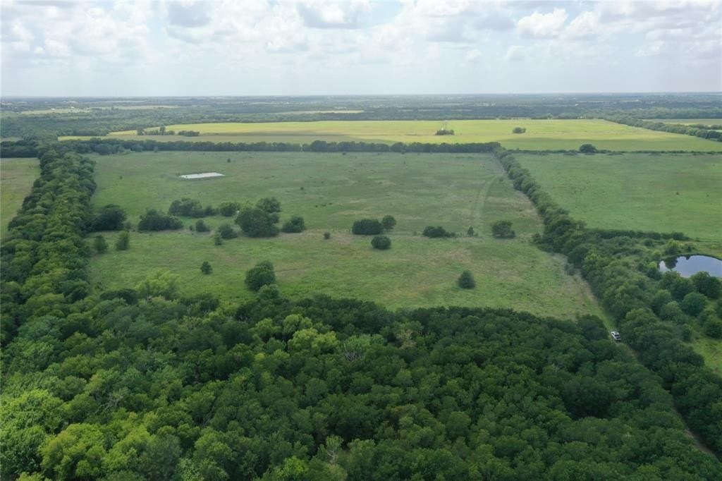 70.94 acres in Hunt County