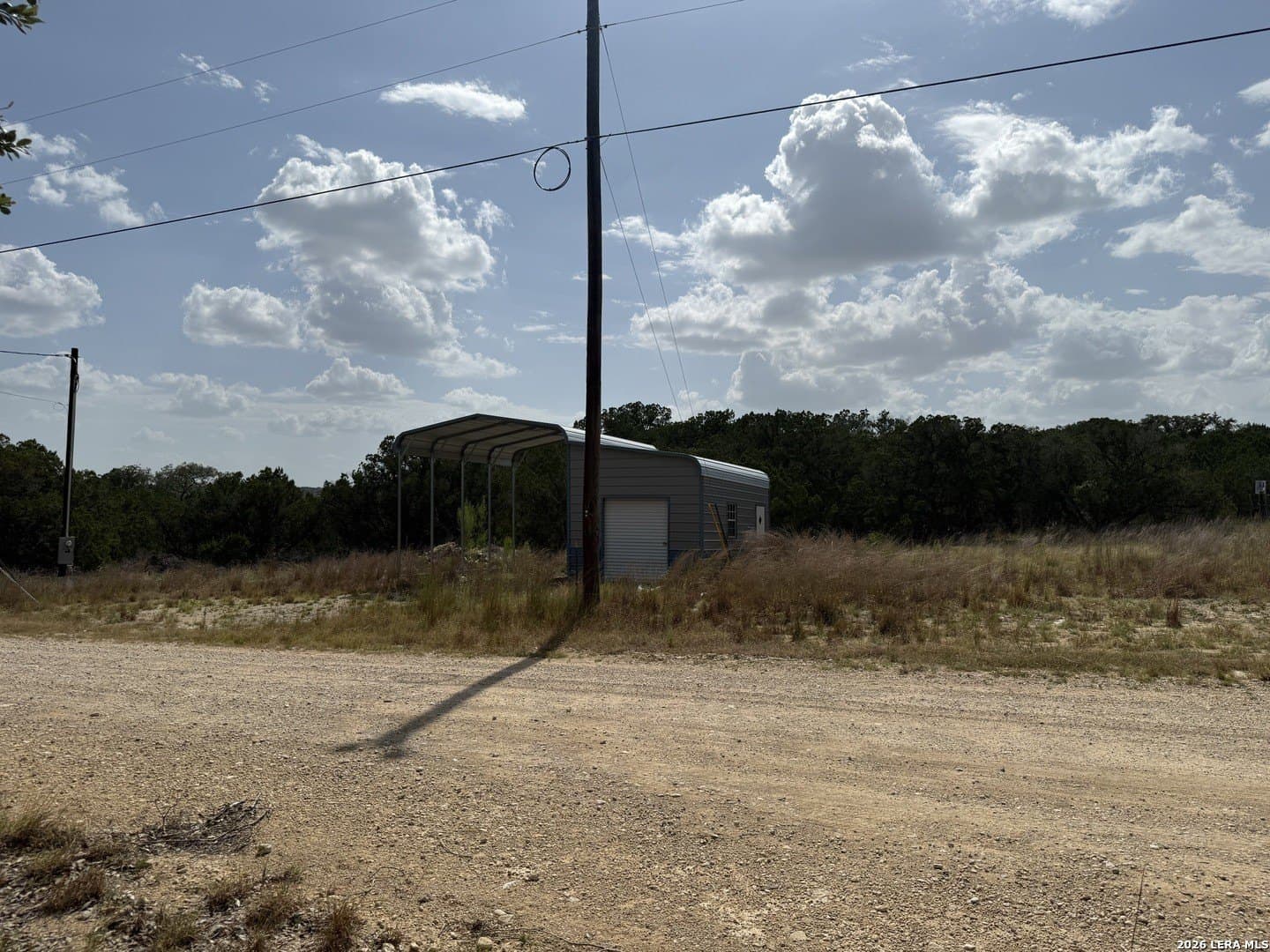 0.1 acres in Bandera County - photo 3