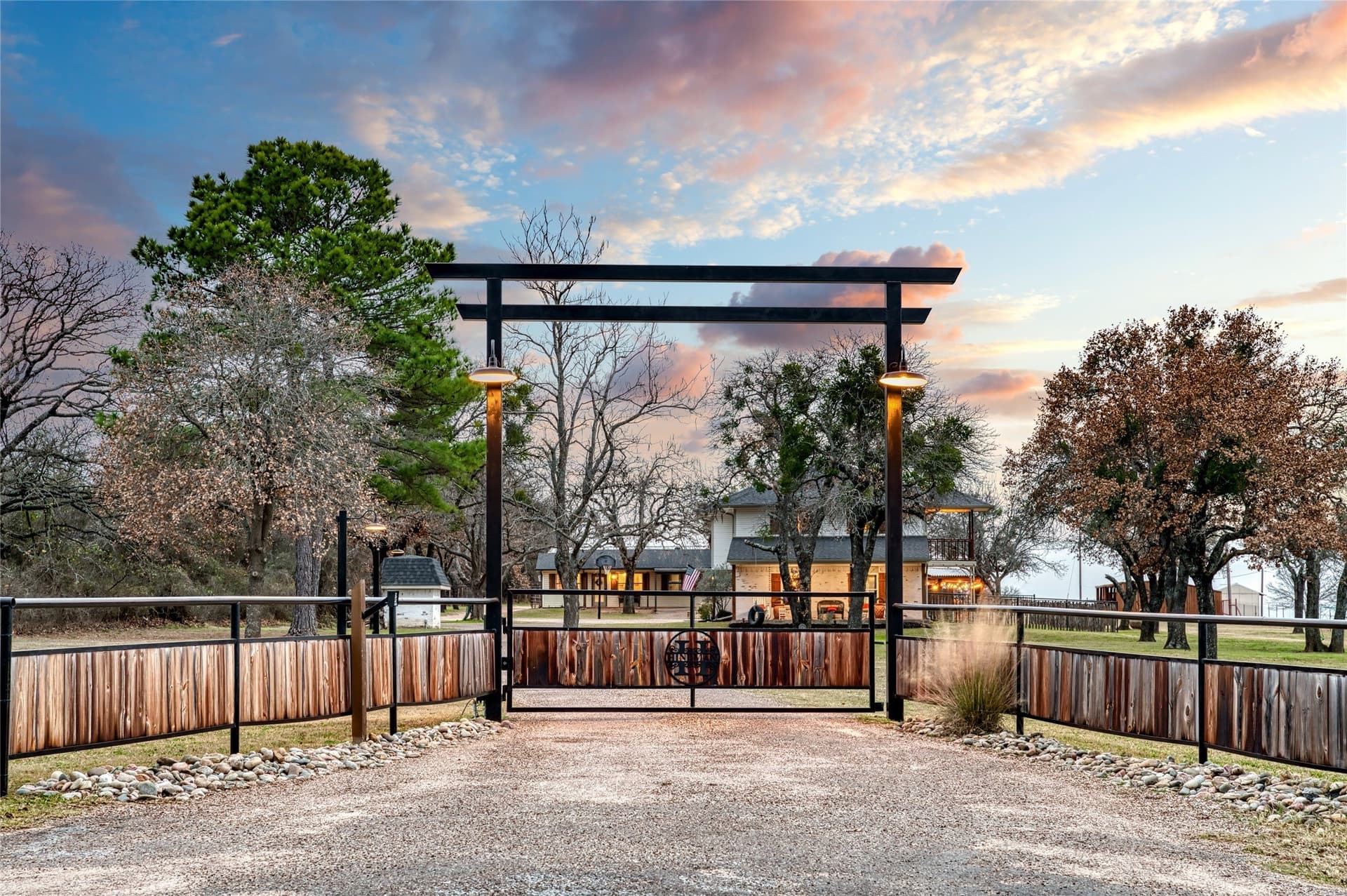 5.4 acres in Parker County