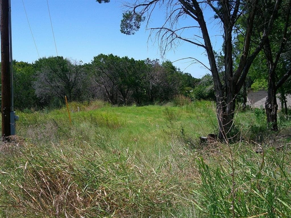 0.44 acres in Hood County