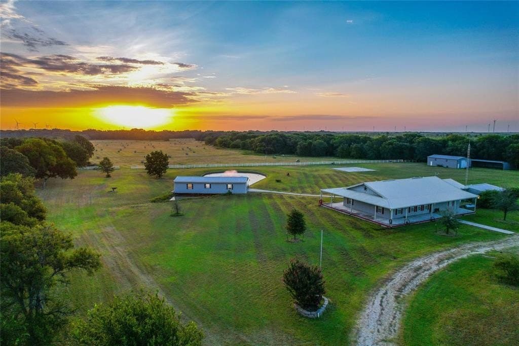 101.89 acres in Limestone County