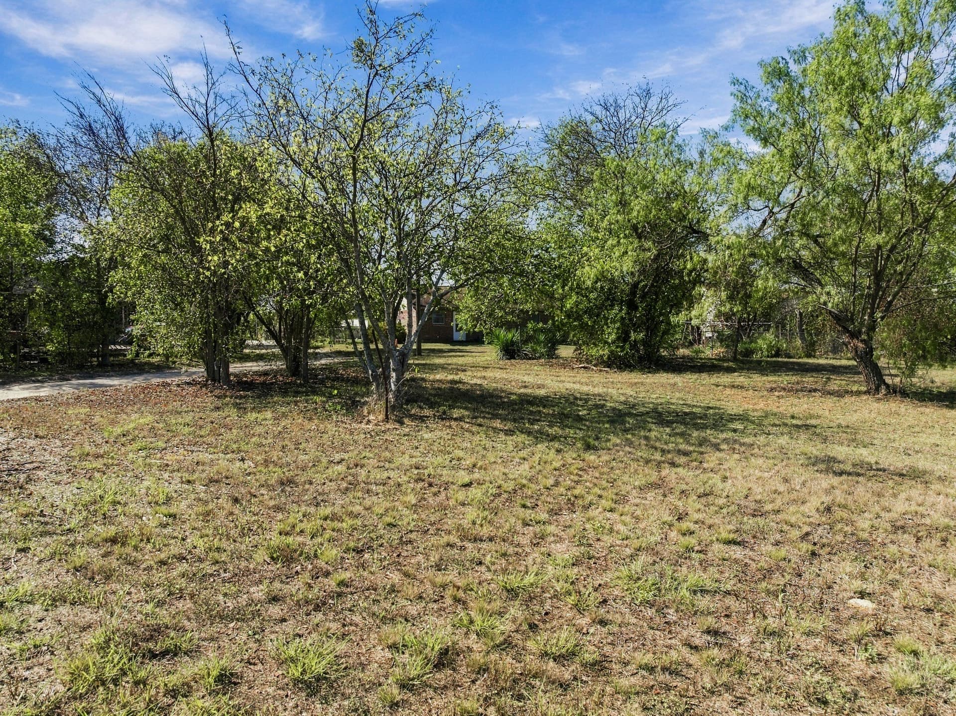 0.52 acres in Hill County - photo 11