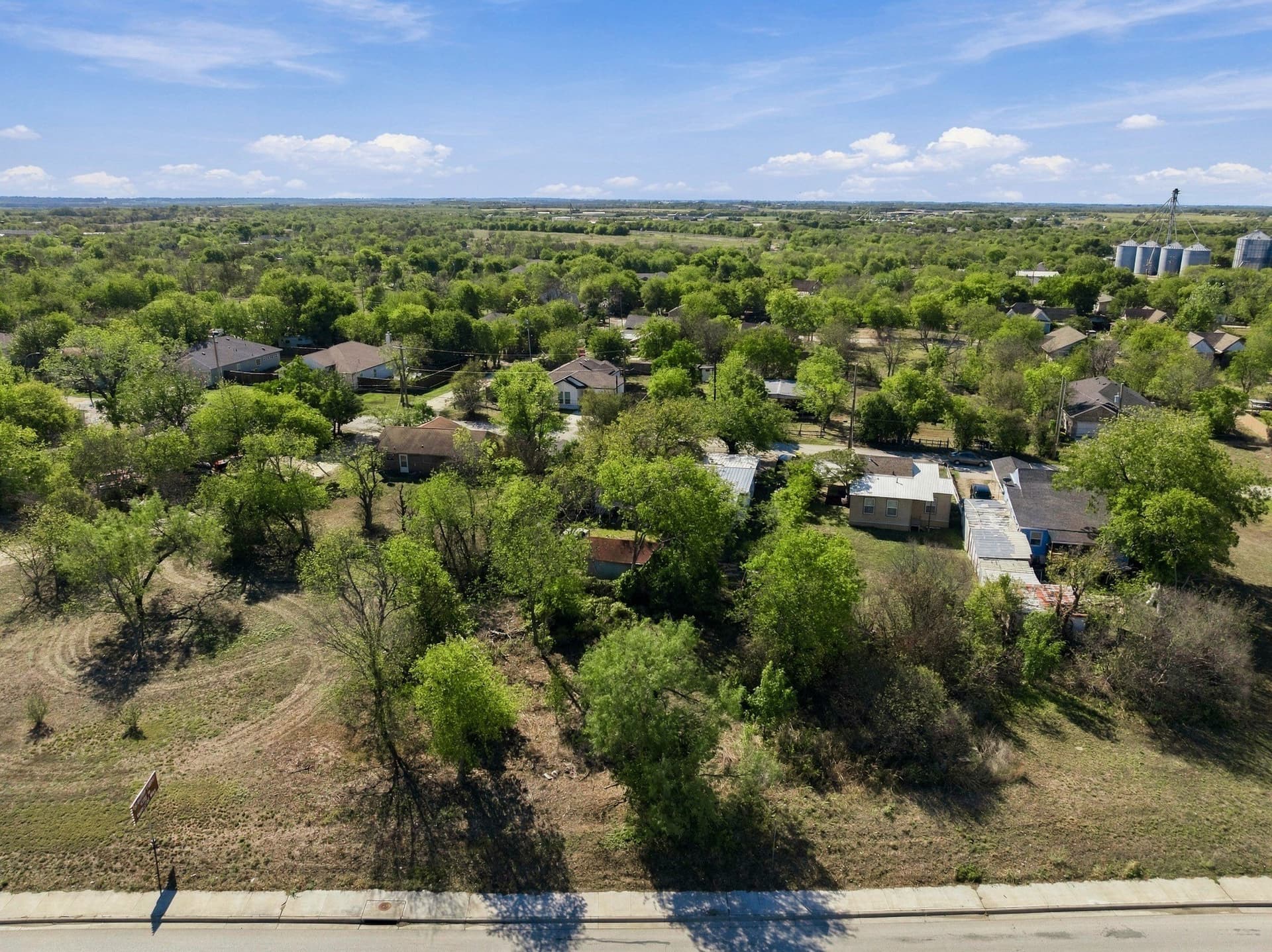 0.52 acres in Hill County - photo 6