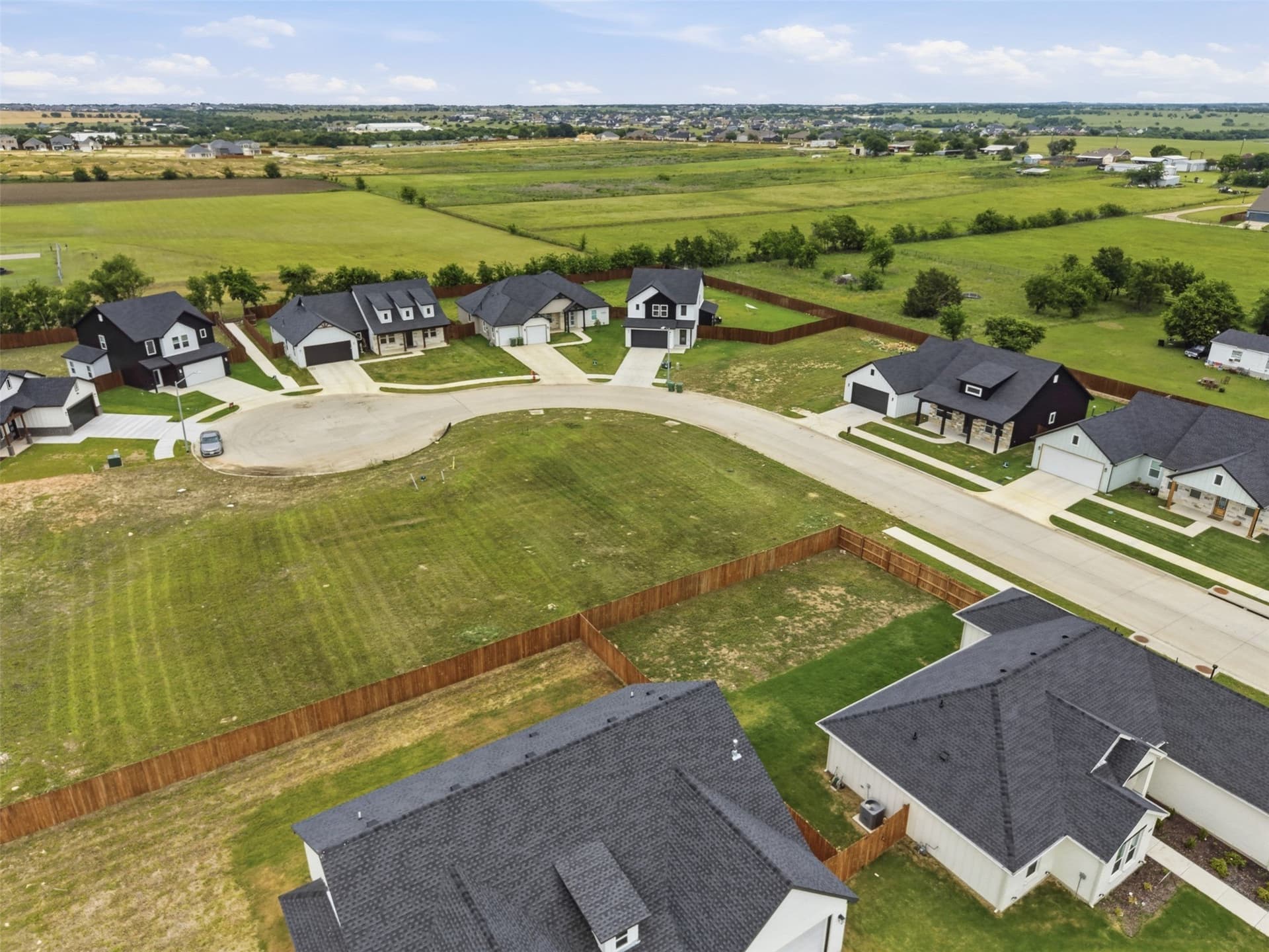 0.23 acres in Johnson County - photo 9