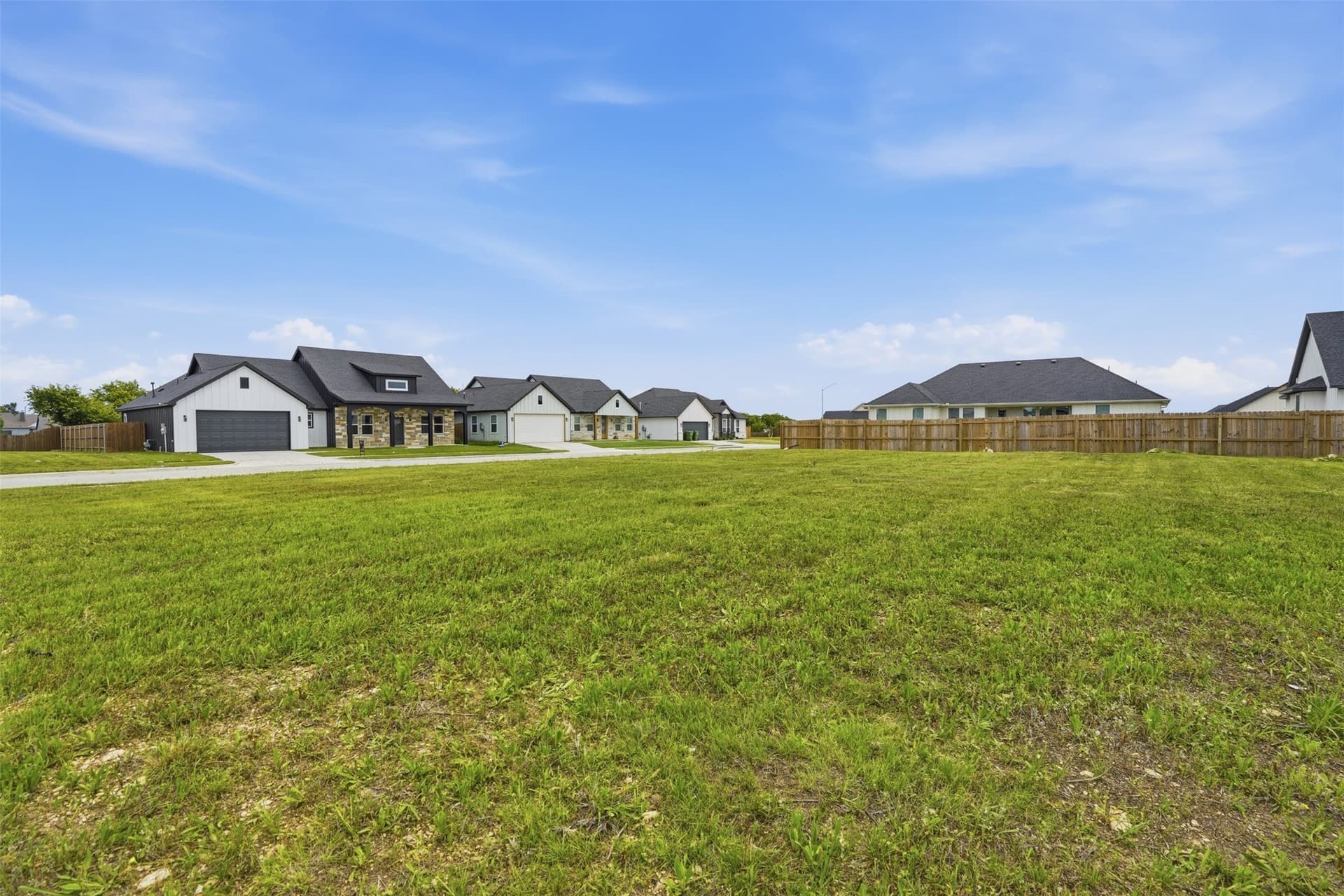 0.23 acres in Johnson County gallery image 3