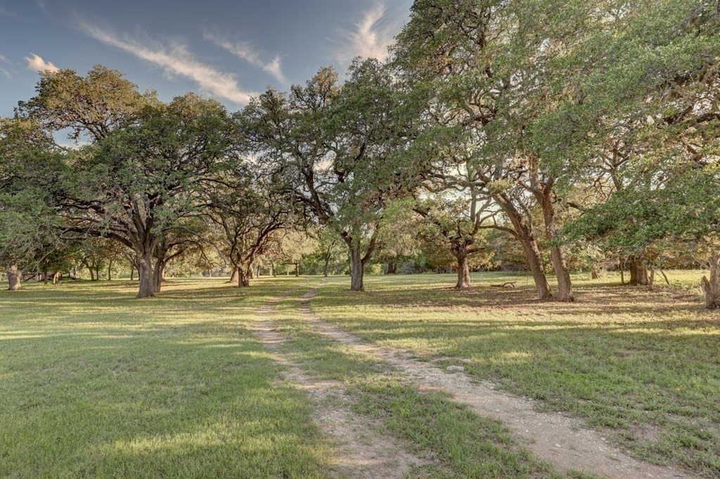 8.06 acres in Kerr County - photo 17