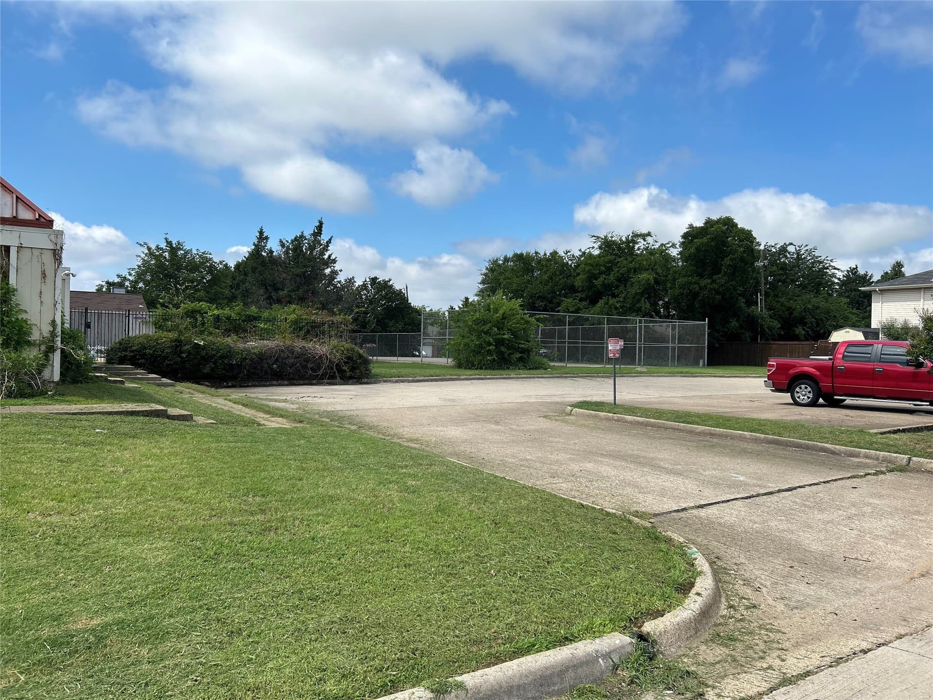 0.76 acres in Denton County gallery image 4