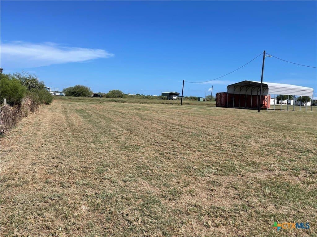 0.8 acres in Calhoun County - photo 10