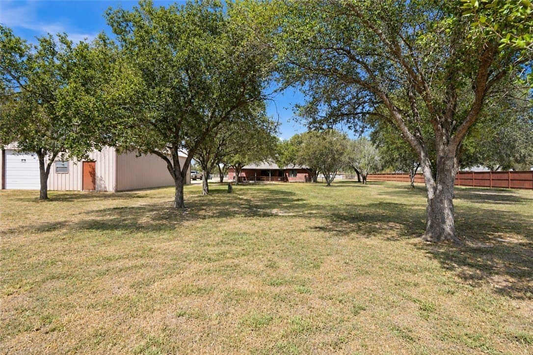 89,250 acres in Nueces County - photo 39