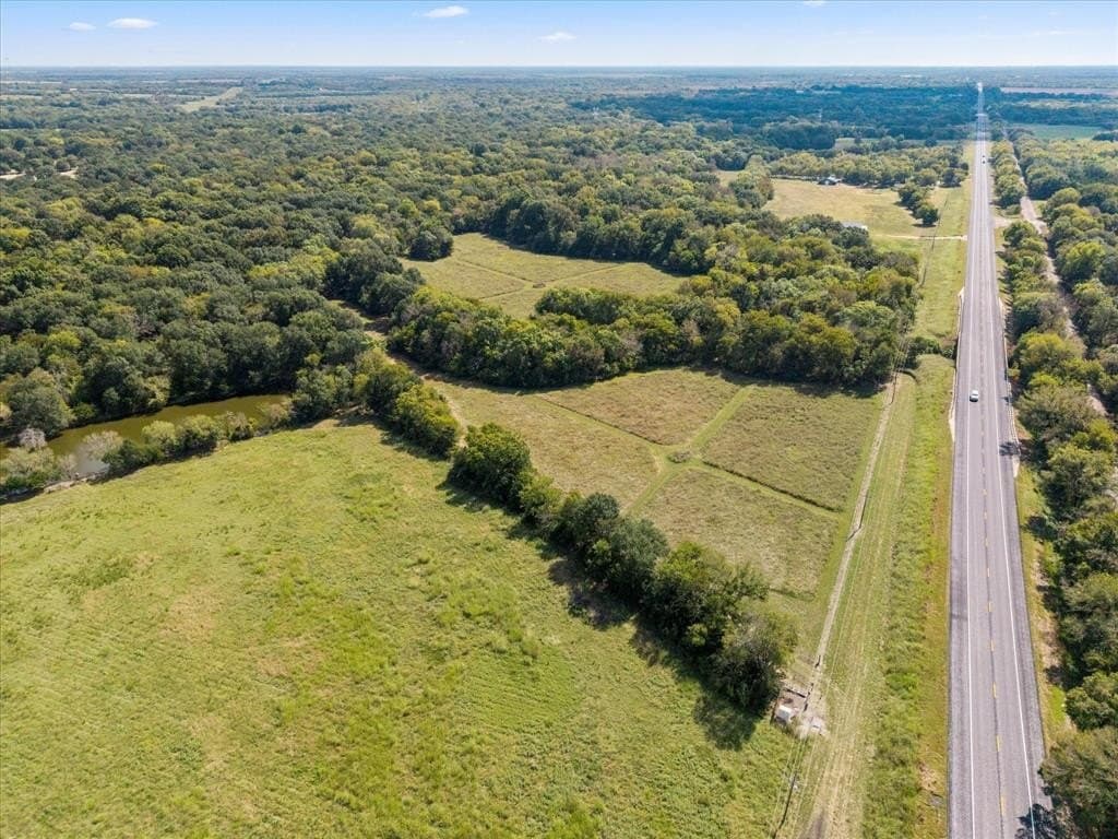 35 acres in Hunt County