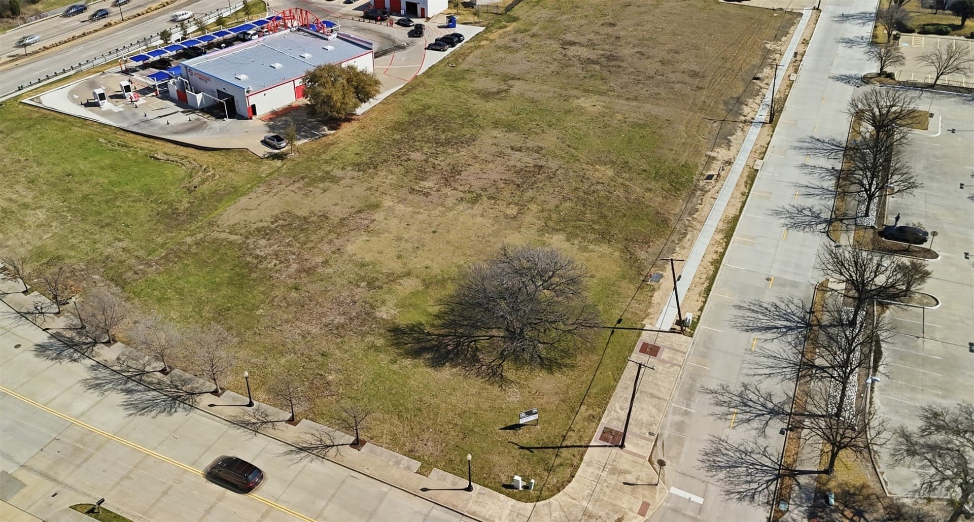 0.92 acres in Dallas County - photo 12