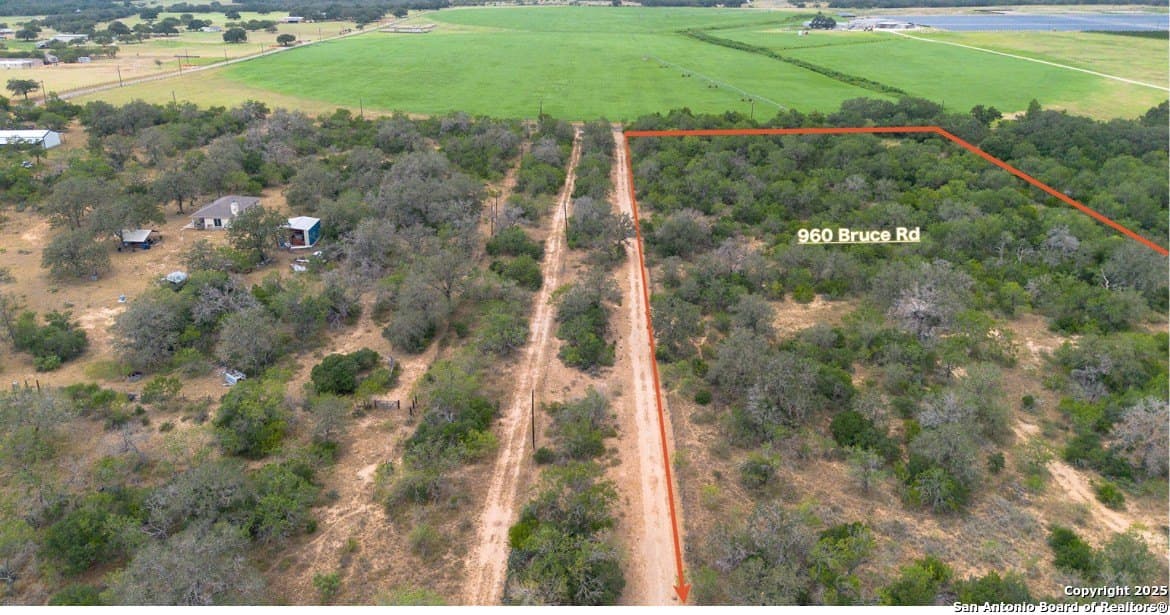 14.02 acres in Atascosa County gallery image 2