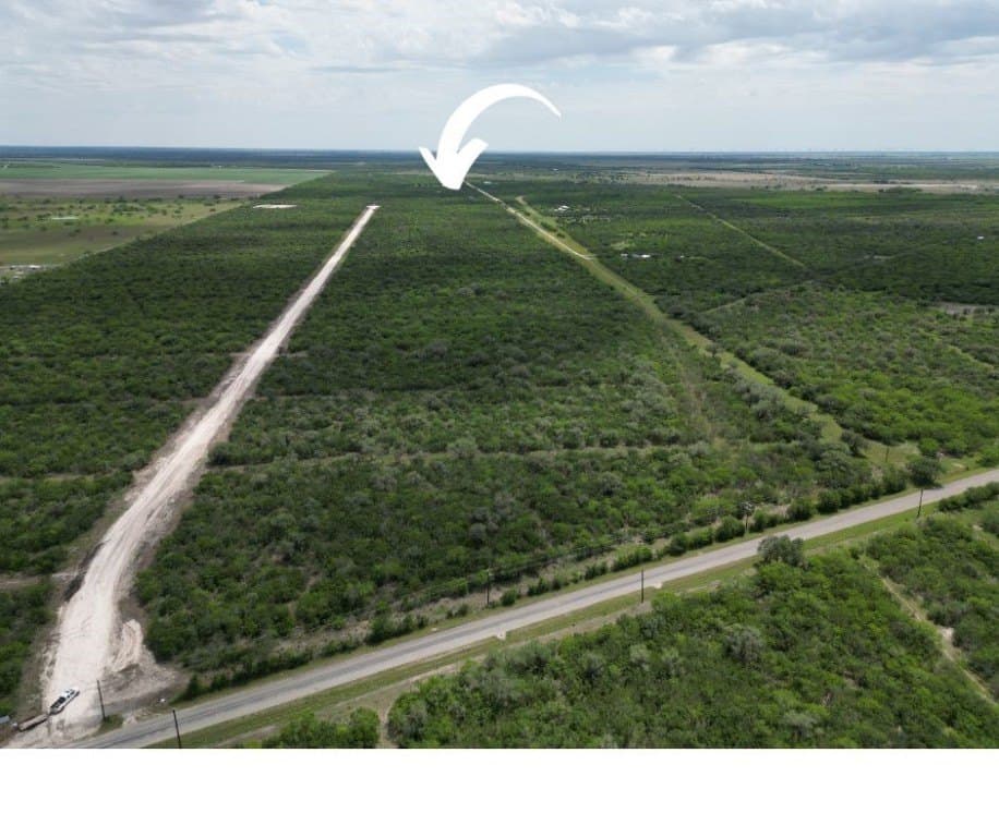 5.18 acres in Bee County gallery image 2